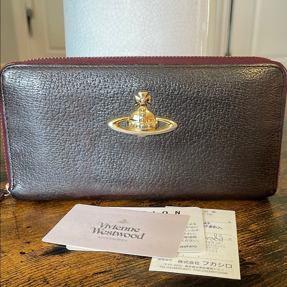 Vivienne Westwood Orb Zippy Wallet Stunning Condition!